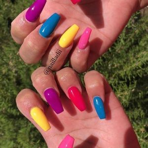 Meet your Posher, Tay